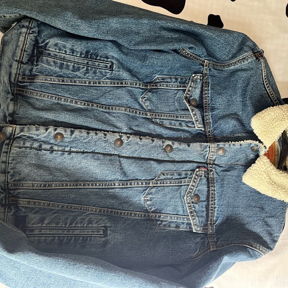 Levi Sherpa denim jacket - Picture 1 of 4